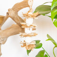 Load image into Gallery viewer, Easy Munch - Natural Toy