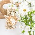 Load image into Gallery viewer, Petal perfection - Natural Collection
